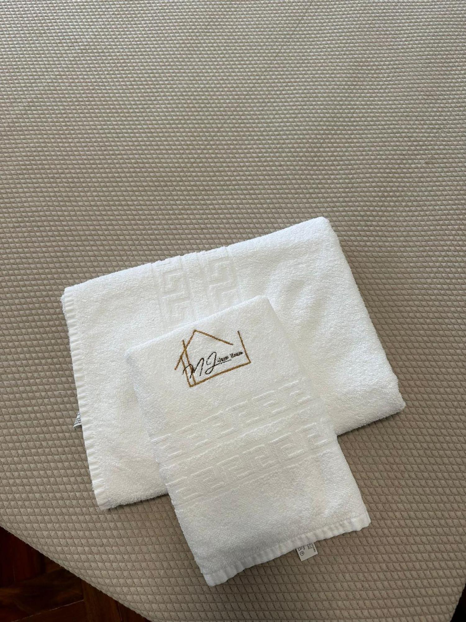 Guest House Mj ポボア・デ・バルジン エクステリア 写真