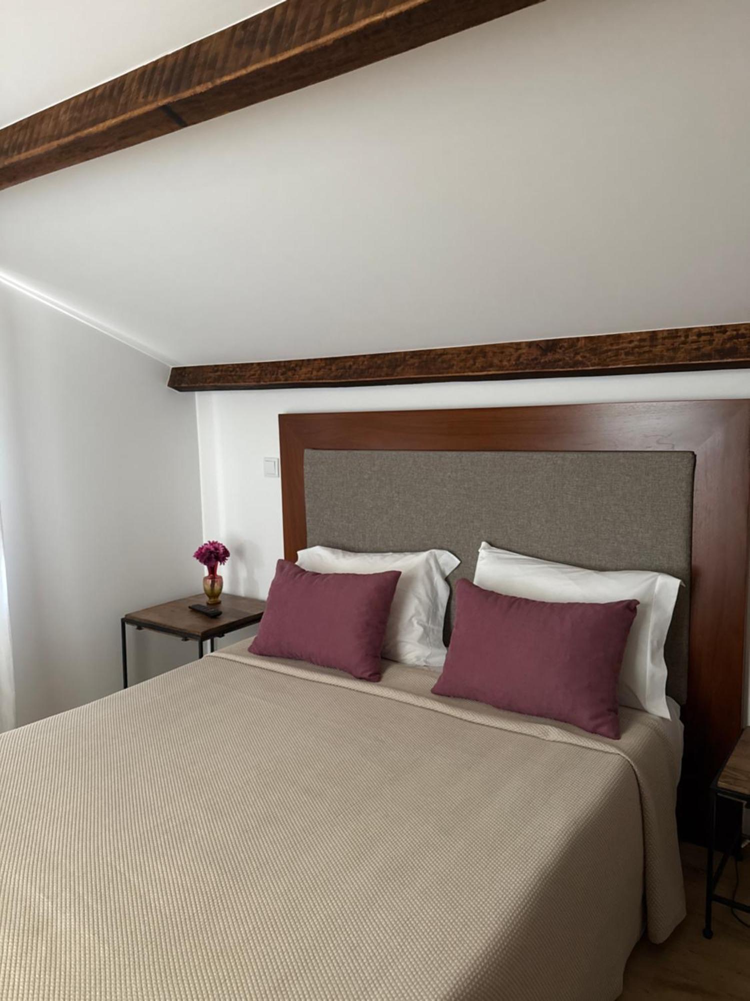 Guest House Mj ポボア・デ・バルジン エクステリア 写真